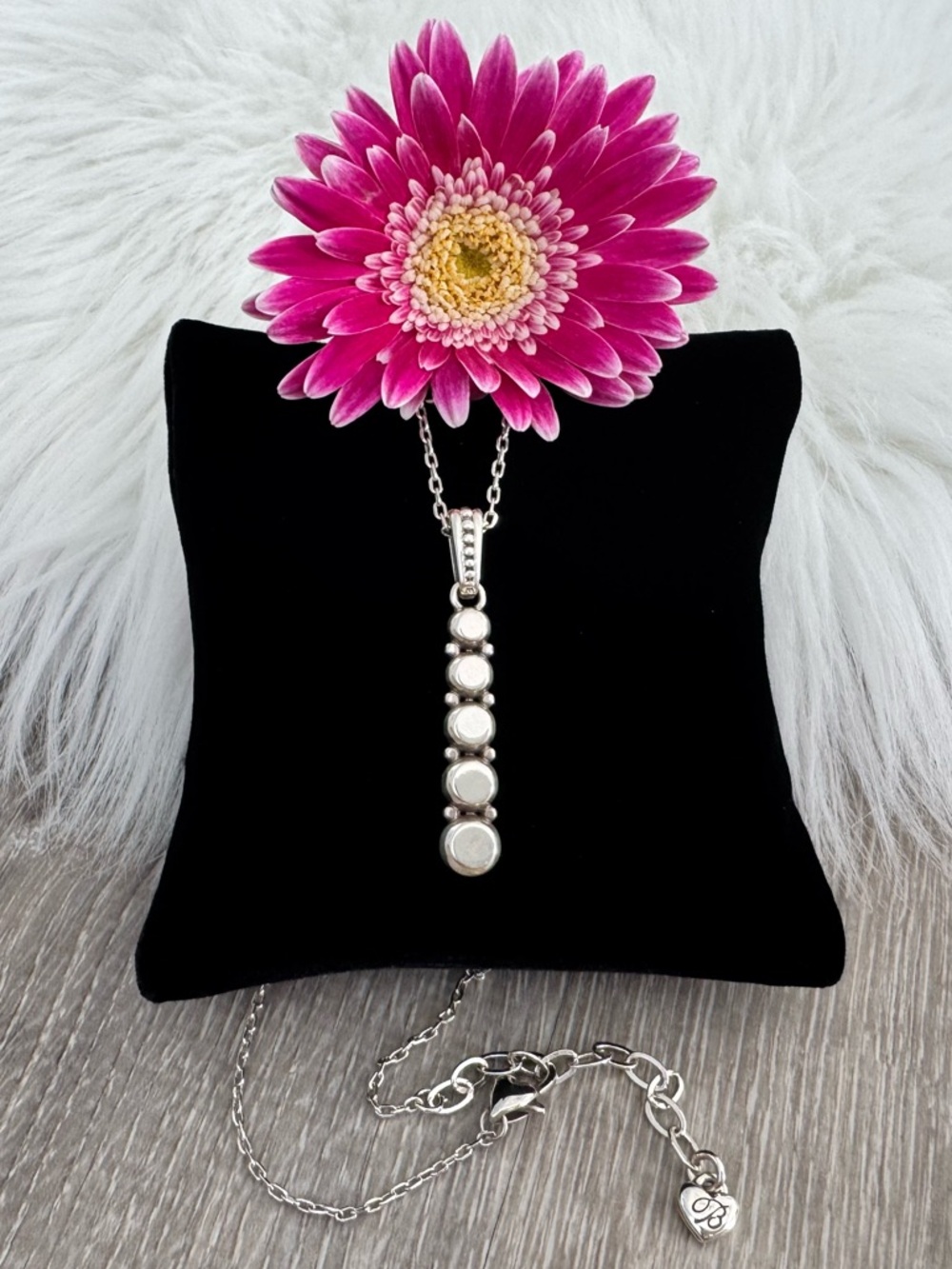💖 BRIGHTON Pretty Tough Stud Cascade Adjustable Necklace - Picture 2 of 9